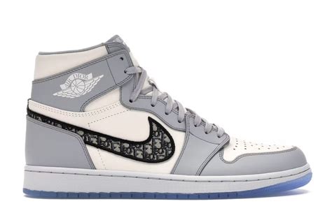 aj 1 retro high dior|jordan 1 dior low price.